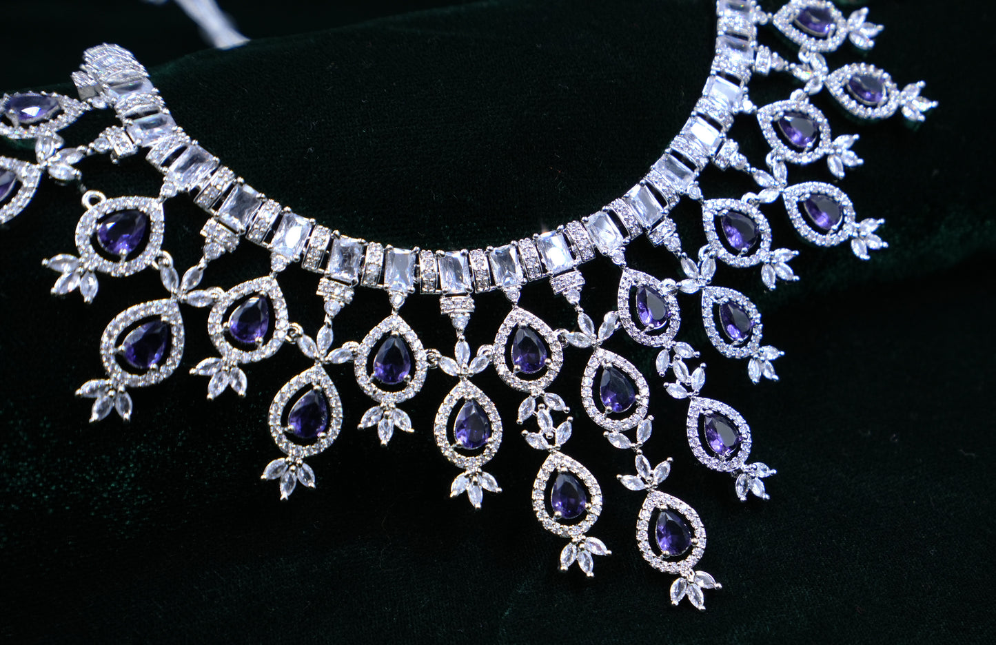 AD Dropping Necklace β A Symphony of Sparkle & Elegance πππ