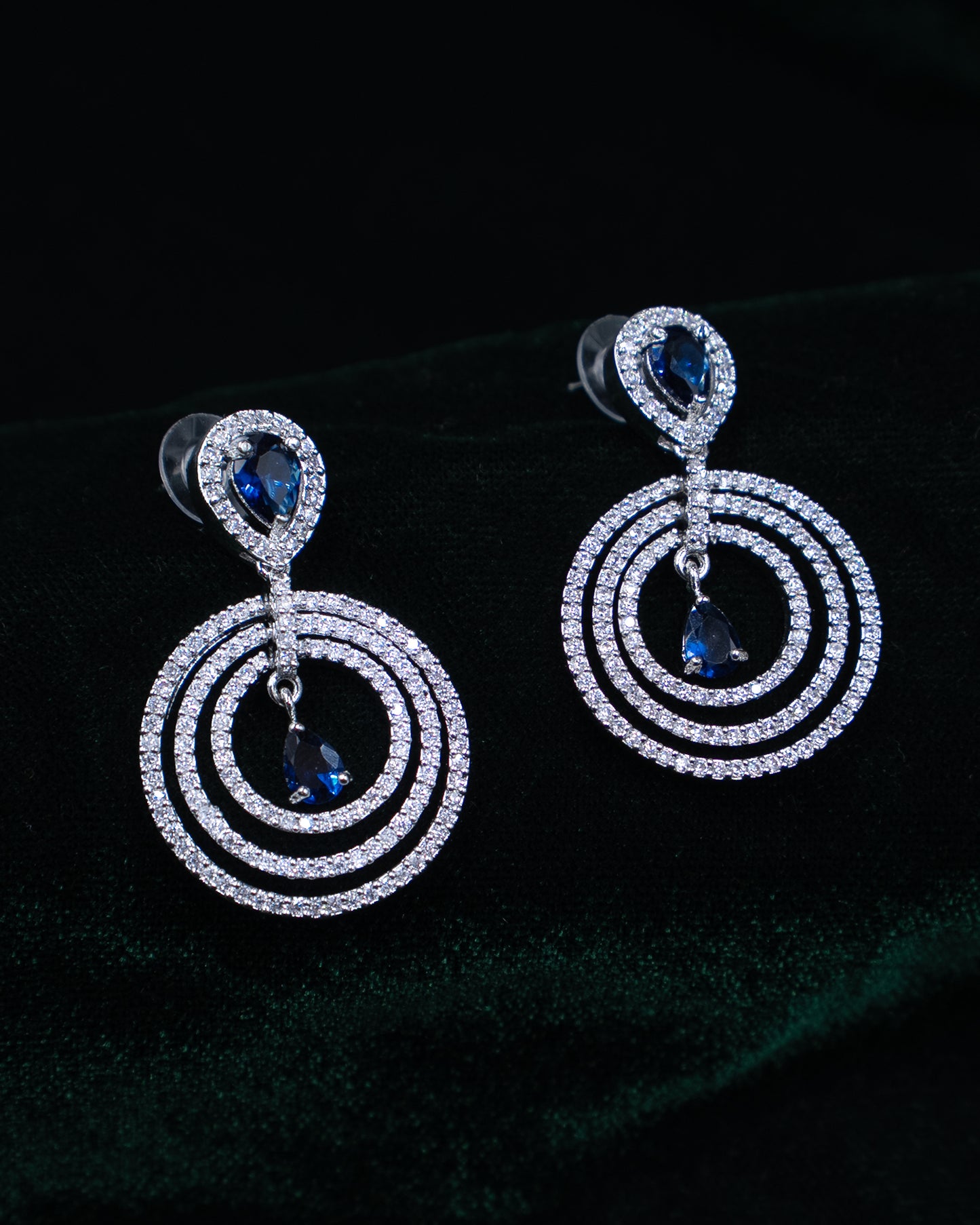 AD Necklace Set β Elegant Simplicity with a Statement Pendant πβ¨