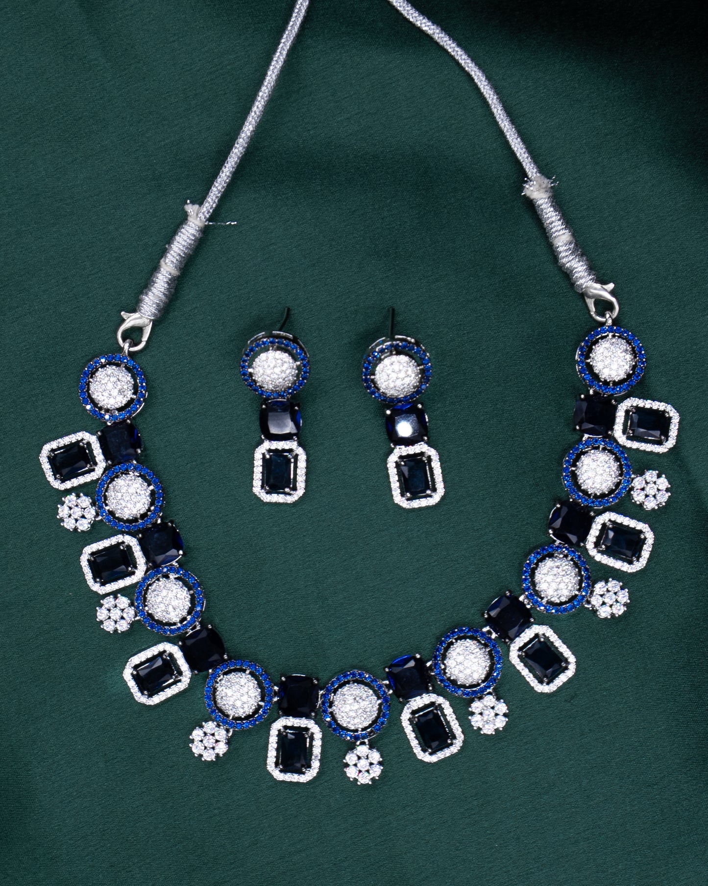AD Necklace Set β A Dazzling Symphony of Blue & White πβ¨