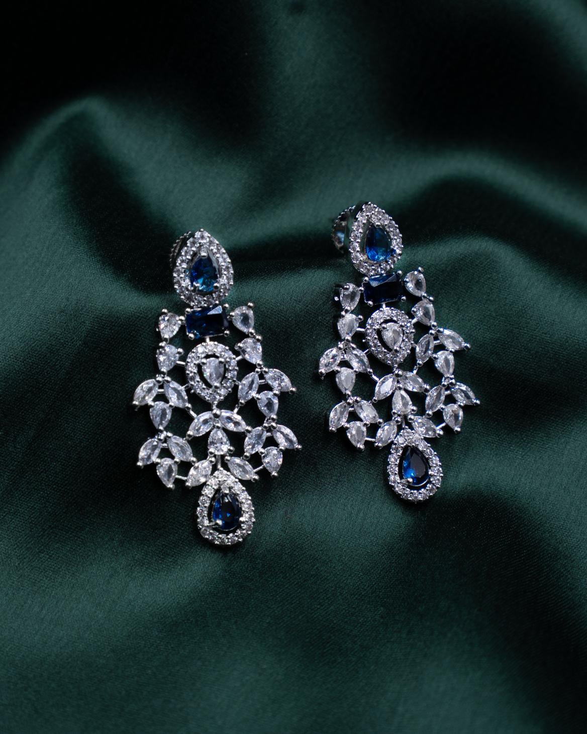 AD Necklace – A Mesmerizing Blend of Sparkle & Elegance