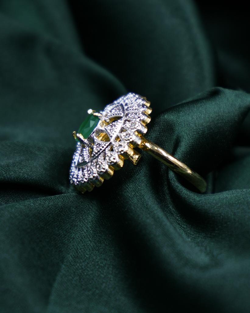 Golden AD Ring with Emerald Center Stone β A Regal Statement