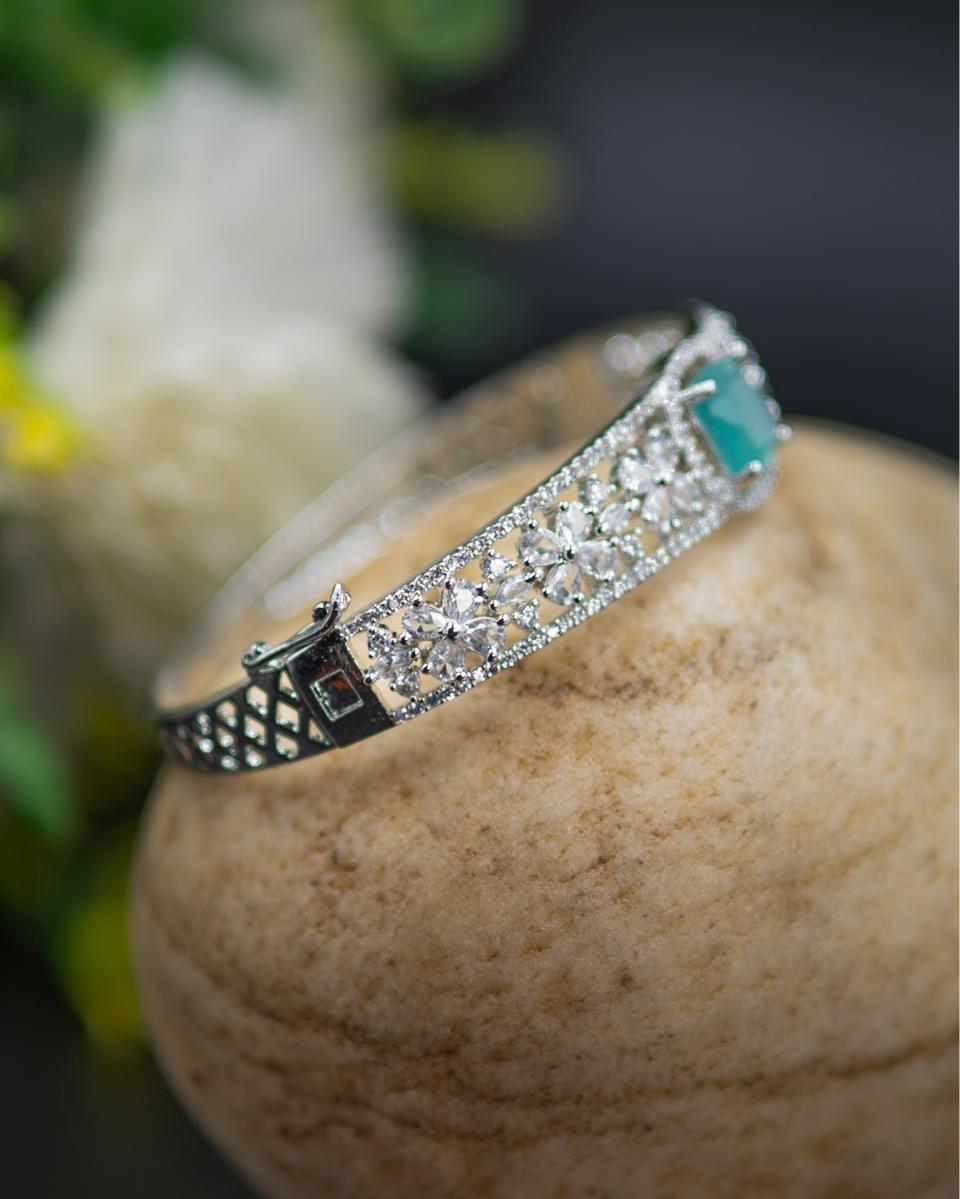 Elegant AD Bracelet with Aqua Green Stone