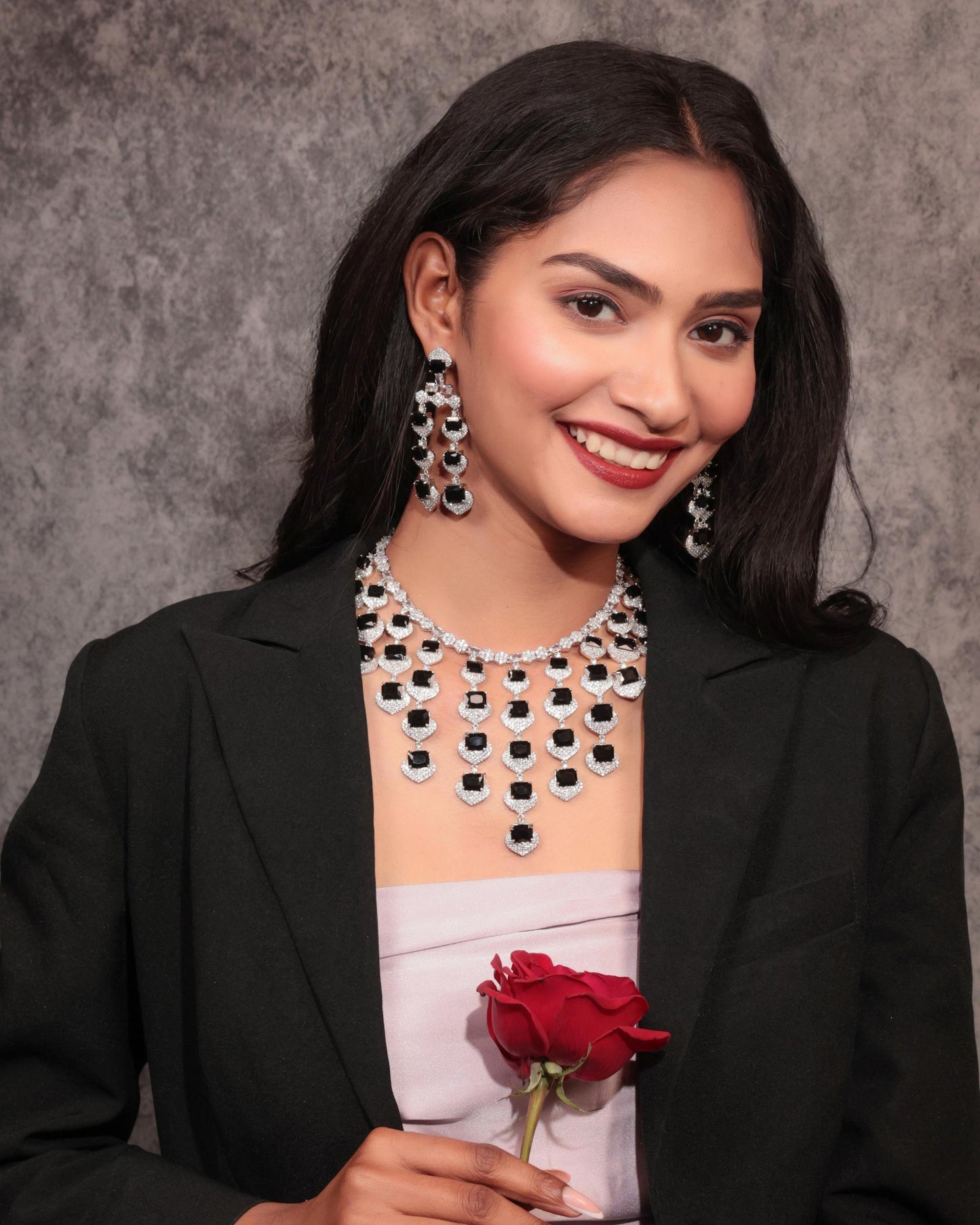 Luxurious Diamond & Black Onyx Necklace Set