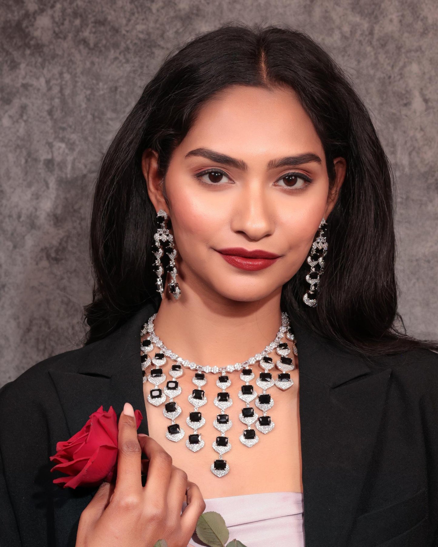 Luxurious Diamond & Black Onyx Necklace Set