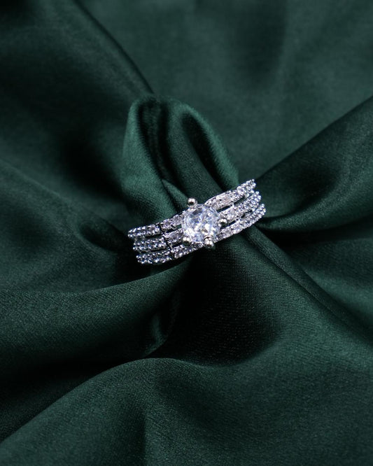 Elegant Solitaire AD Ring with Delicate Stone Accents