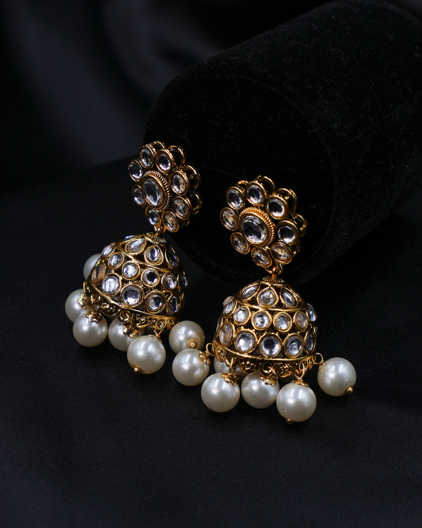 Kundan Necklace Set – A Timeless Ensemble of Royalty ✨💖