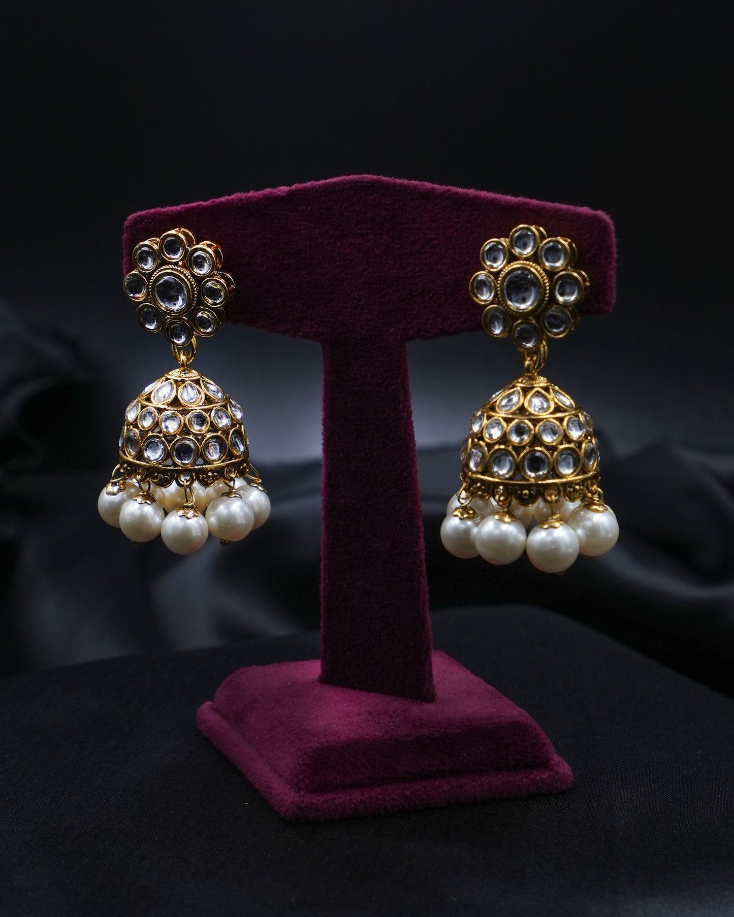 Kundan Necklace Set – A Timeless Ensemble of Royalty ✨💖