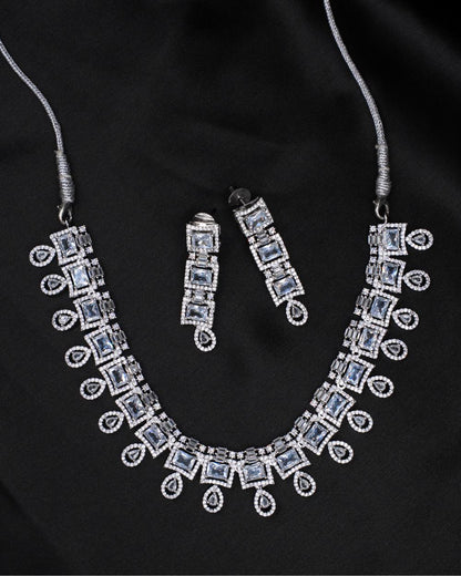 Elegant AD Necklace with Delicate Drops