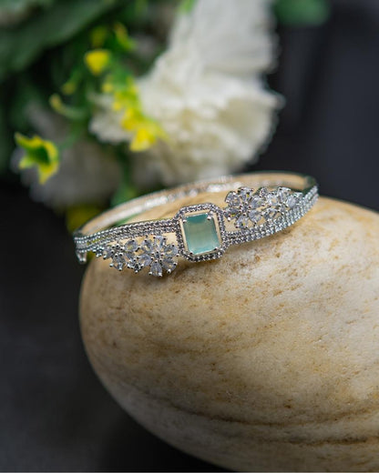 legant AD Bracelet with Aqua Green Stone