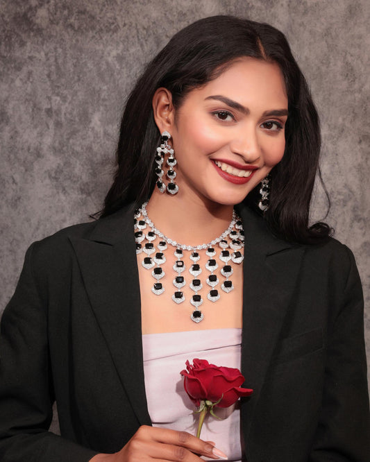 Luxurious Diamond & Black Onyx Necklace Set