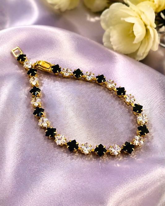Diamond Shaped Black & White Anti-Tarnish Bracelet