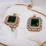 Embrace sophistication with this stunning Green Stone & Moissanite Choker Set, designed for those who love timeless elegance!