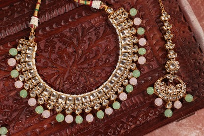 Exquisite Kundan Jewelry Set – Traditional Elegance for Every Occasion