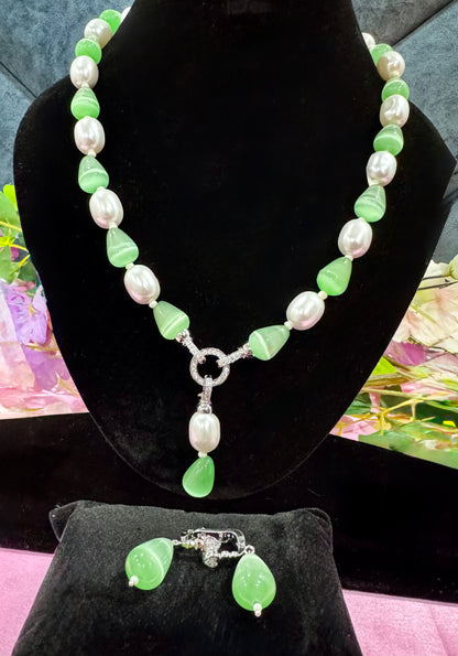Graceful Jade & Pearl Necklace Set