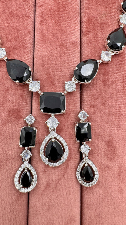 Midnight Elegance Black Stone Necklace Set