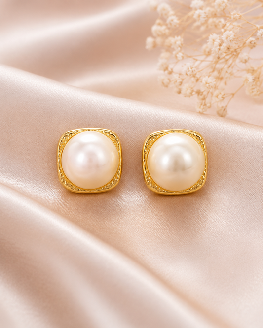 Pearl Glow Statement Stud Earrings