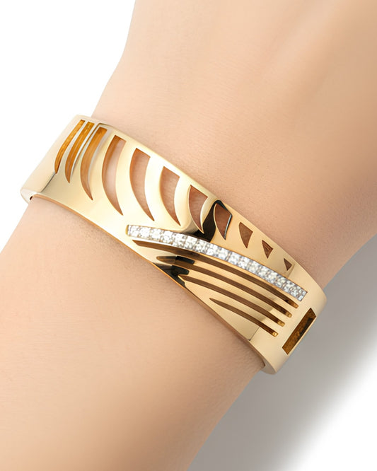 Cut-Outs Pattern Anti-Tarnish Bracelet