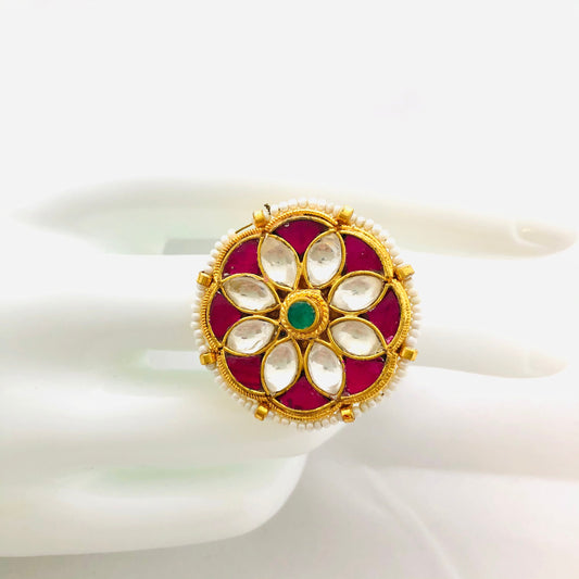 Elegant Kundan Ring – A Royal Treasure