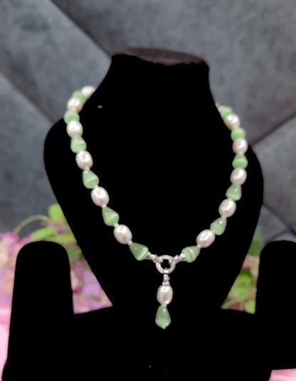 Graceful Jade & Pearl Necklace Set